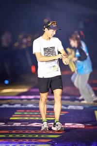 BIB: 
                            <button type="button" onclick="openModal(25217852)" class="btn btn-primary btn-sm float-right btn-popup" data-toggle="modal" data-target=".modal-high-quality">
                        <i class="fas fa-shopping-cart"></i> Add to Cart
                    </button>
                                            <button type="button" onclick="isThisMe(25217852, true)" class="btn btn-success btn-sm float-right btn-popup btn-isme hidden" data-toggle="tooltip" data-placement="bottom" title="นี่คือรูปของคุณใช่ไหม คลิกที่นี่เพื่อเอาเข้าอัลบั้ม">
                        <i class="fas fa-plus"></i> Add to album
                    </button>
                    <button type="button" onclick="isThisMe(25217852, false)" class="btn btn-warning btn-sm float-right btn-popup btn-isnotme hidden">
                        <i class="fas fa-ban"></i> Remove from album
                    </button>